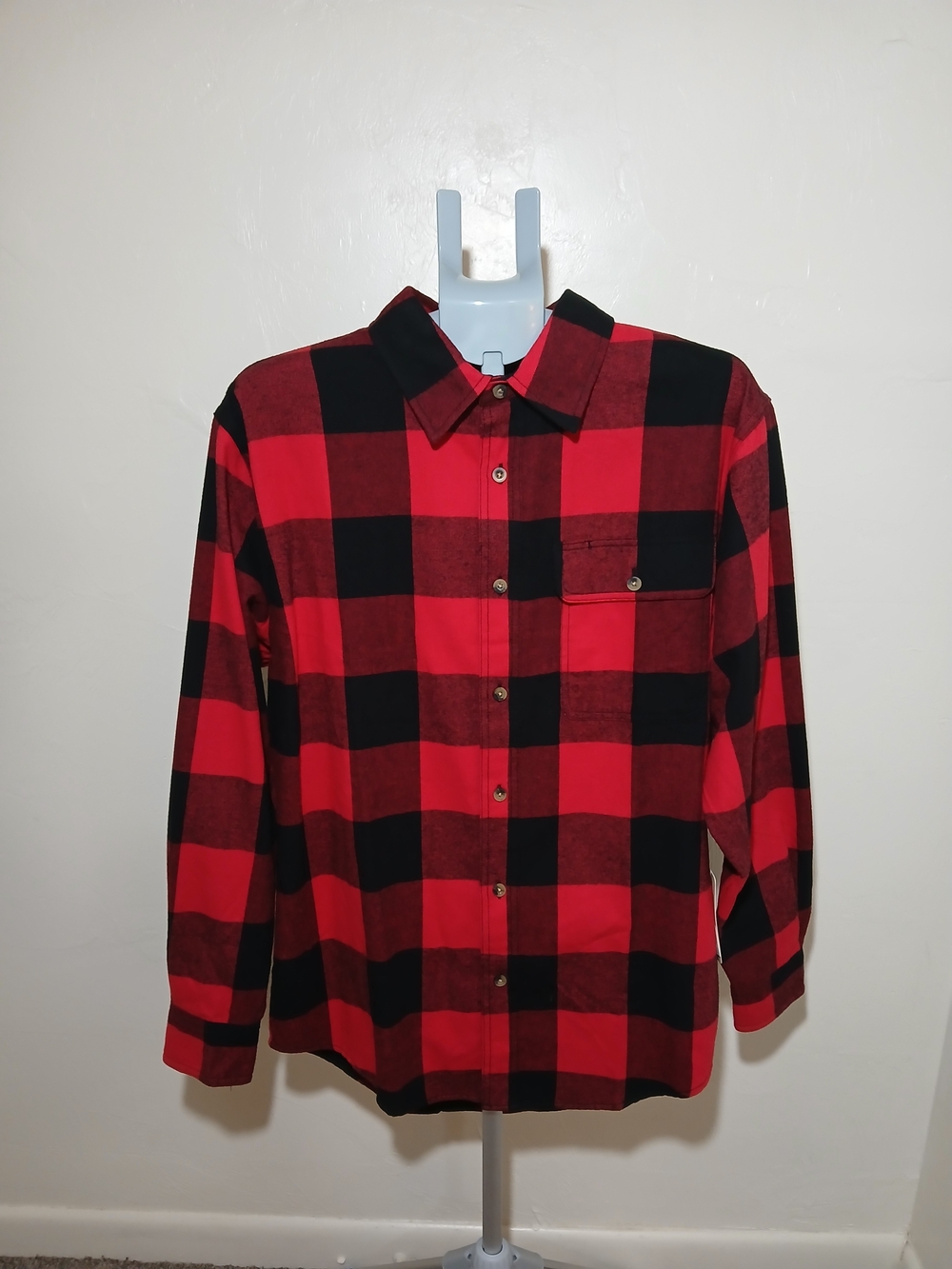 Smith's Workwear Men's Red & Black Buffalo Plaid Flannel Button-Up Shirt Sz. M